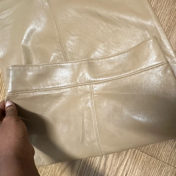 ELIE ELIE TAHARI Faux Leather Pencil Straight Tan Skirt - Picture 8 of 16